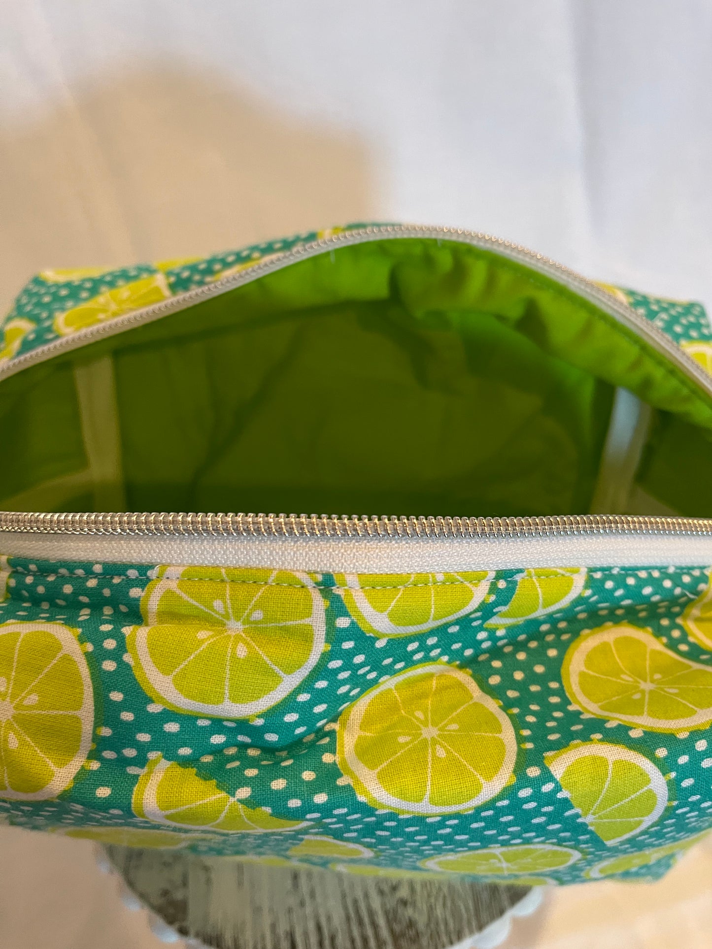 Large Lime Slice Print Cosmetic Bag