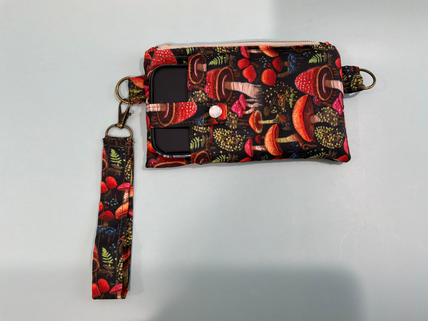 Adjustable Crossbody Phone Case Wallet Convertible Wristlet