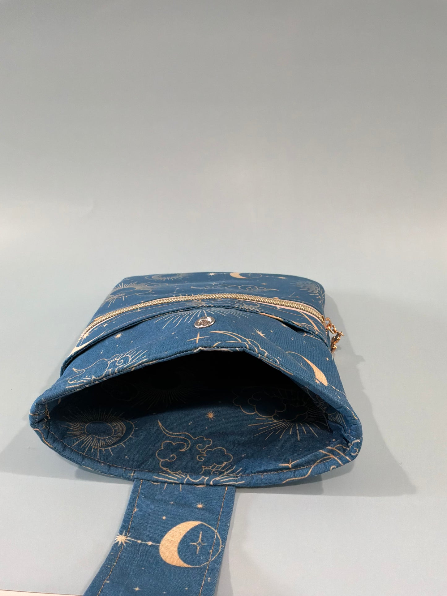 Medium Deluxe Book / Tablet Sleeve