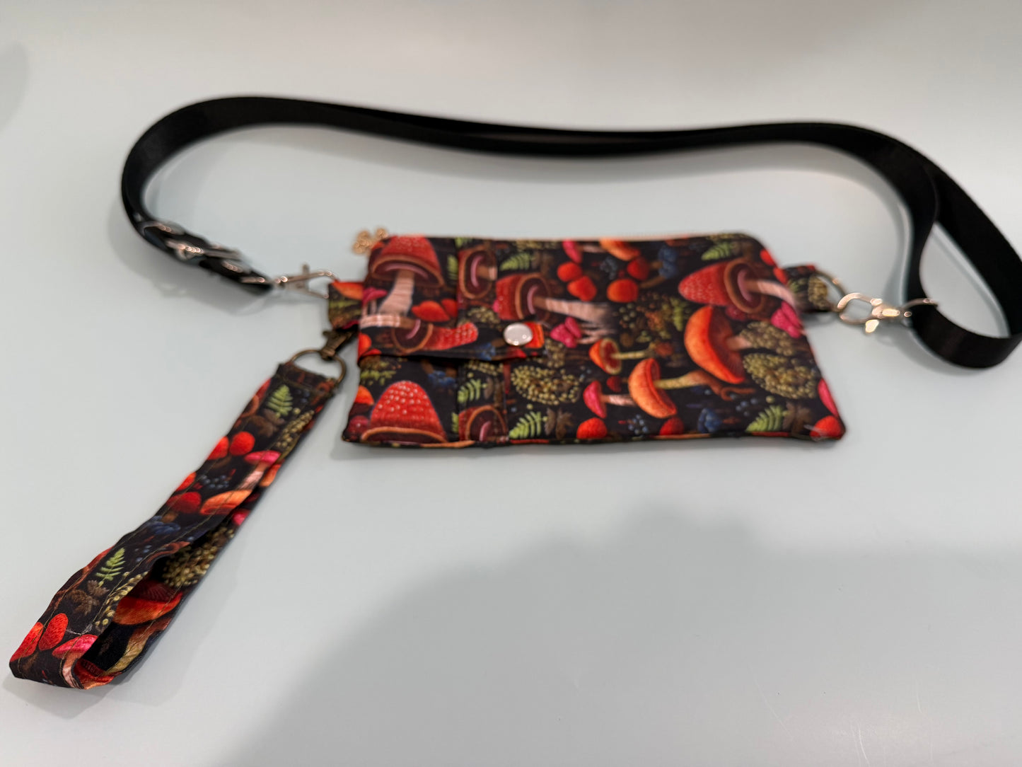 Adjustable Crossbody Phone Case Wallet Convertible Wristlet