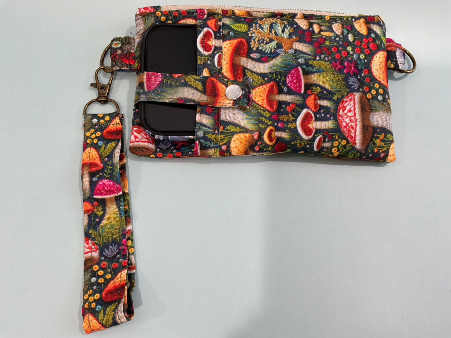 Adjustable Crossbody Phone Case Wallet Convertible Wristlet
