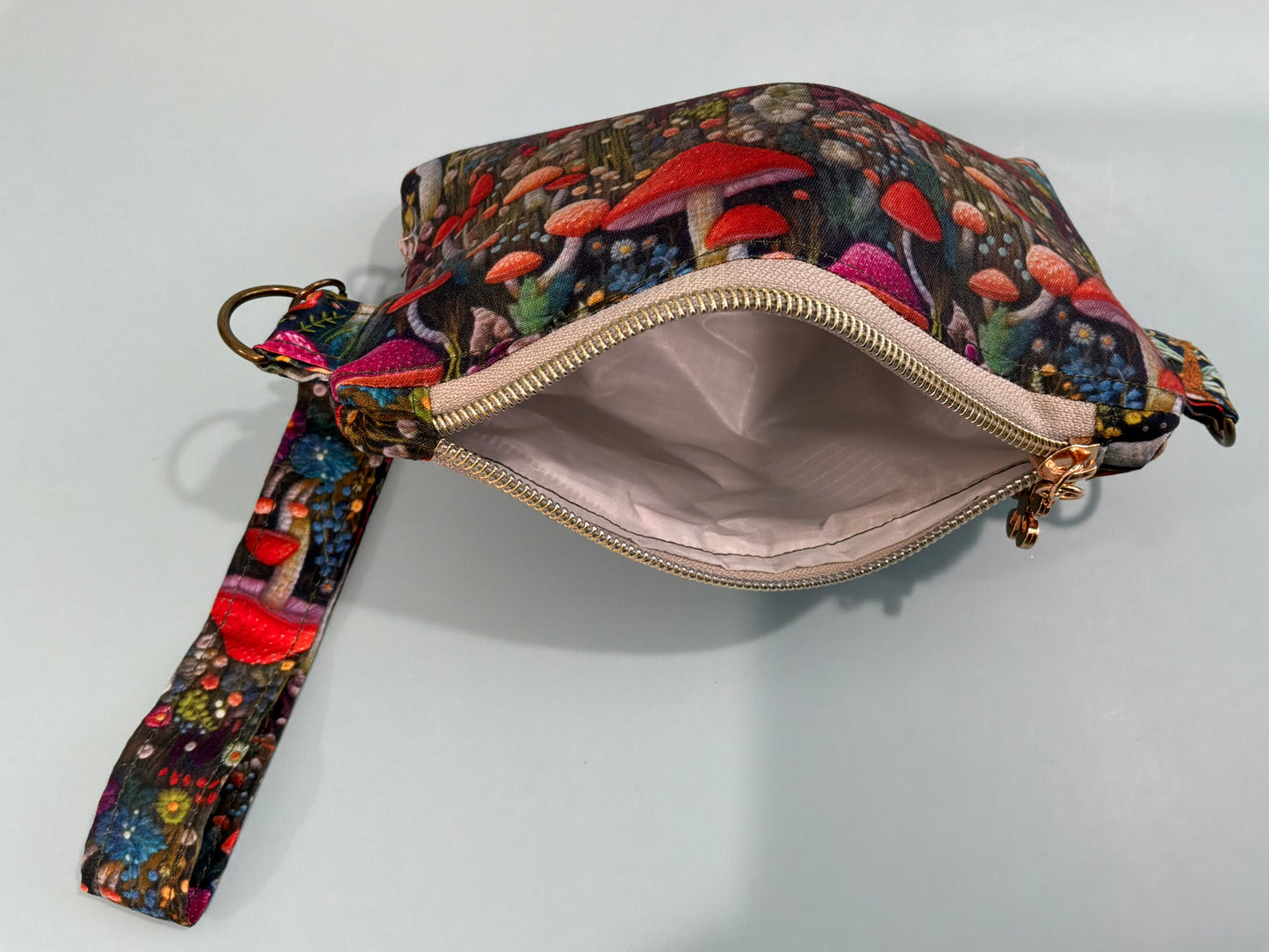 Adjustable Crossbody Phone Case Wallet Convertible Wristlet