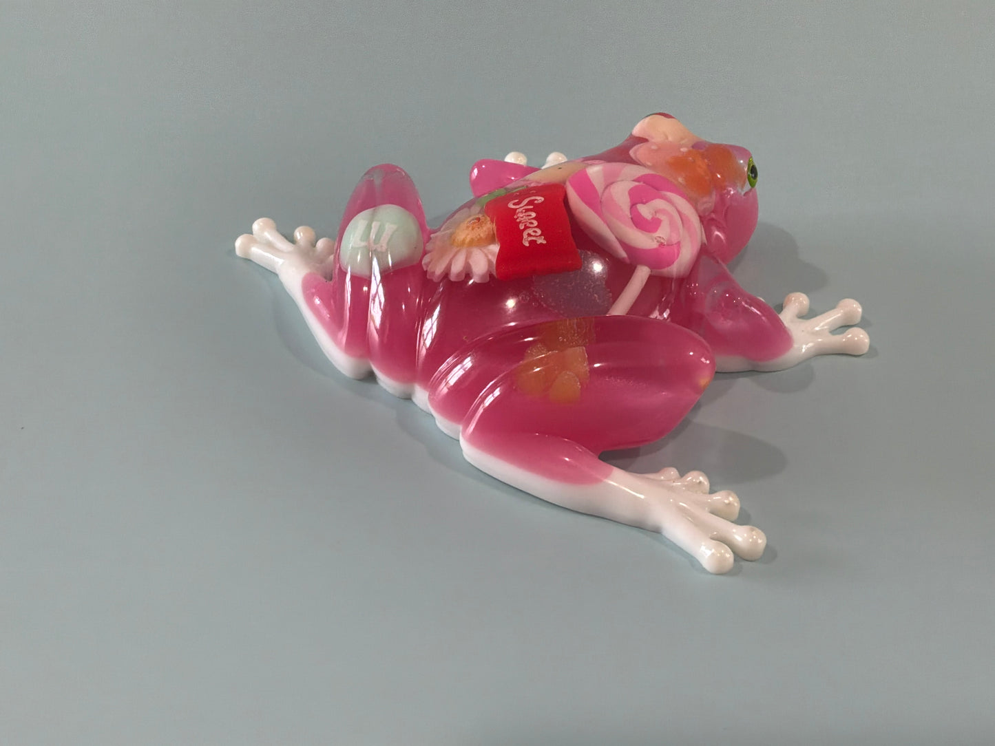 Acrylic Resin Art Frog | Decorative Paperweight