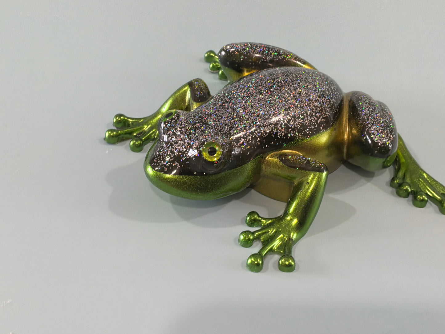 Acrylic Resin Art Frog | Decorative Paperweight