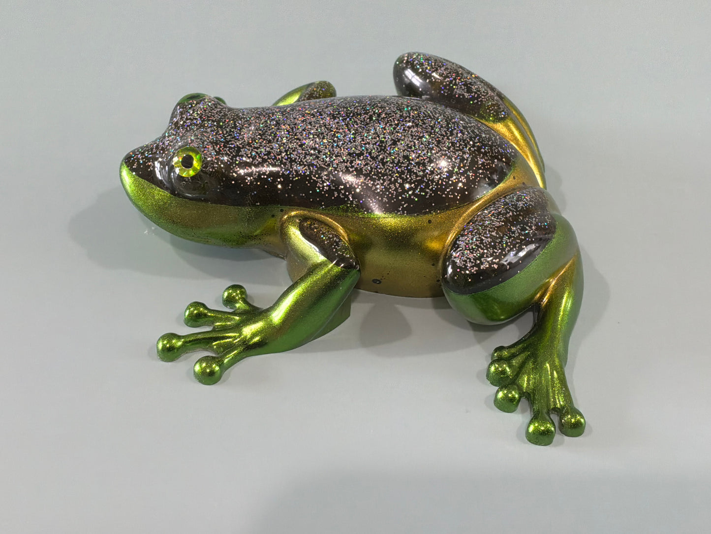 Acrylic Resin Art Frog | Decorative Paperweight