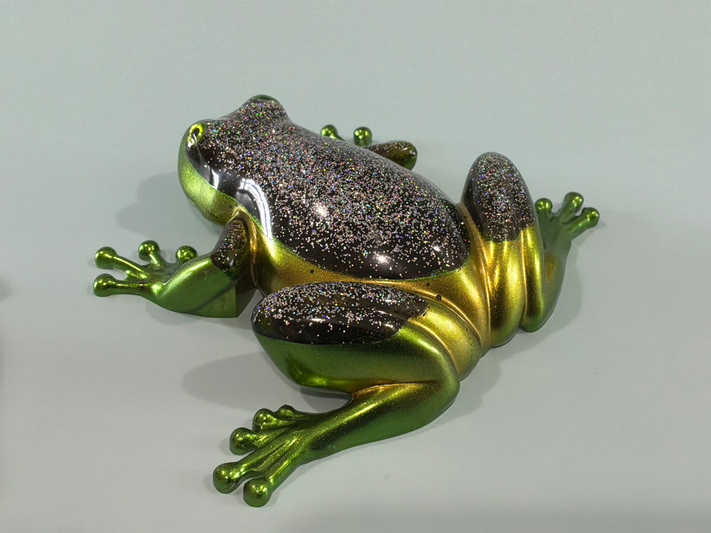 Acrylic Resin Art Frog | Decorative Paperweight
