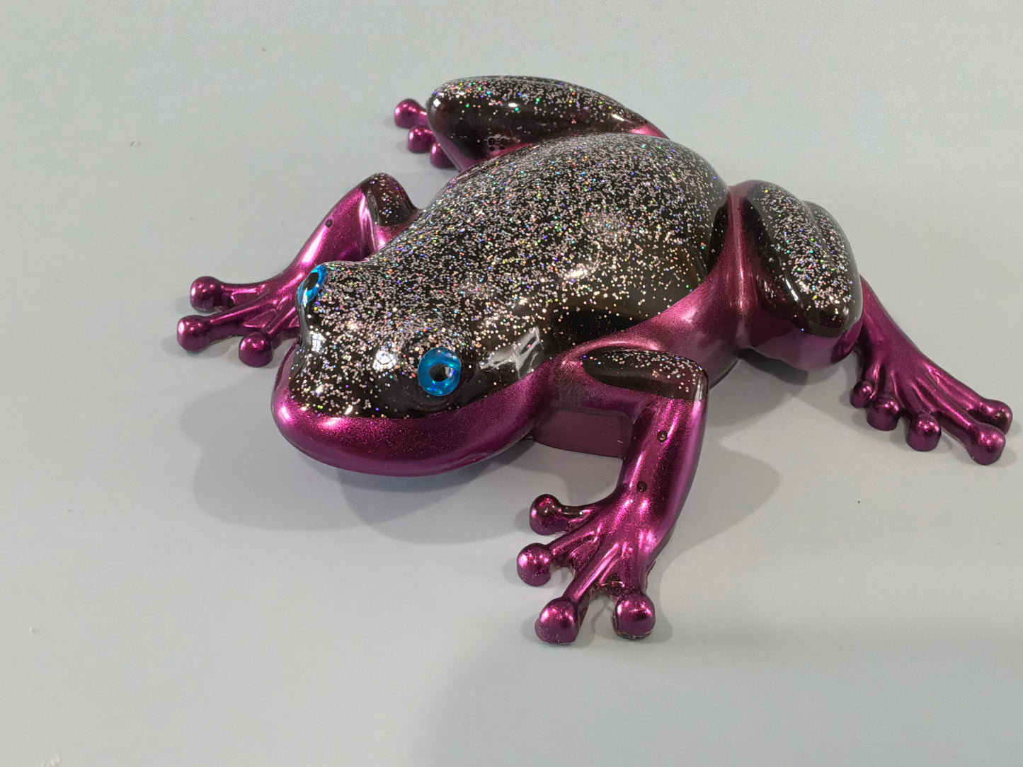 Acrylic Resin Art Frog | Decorative Paperweight