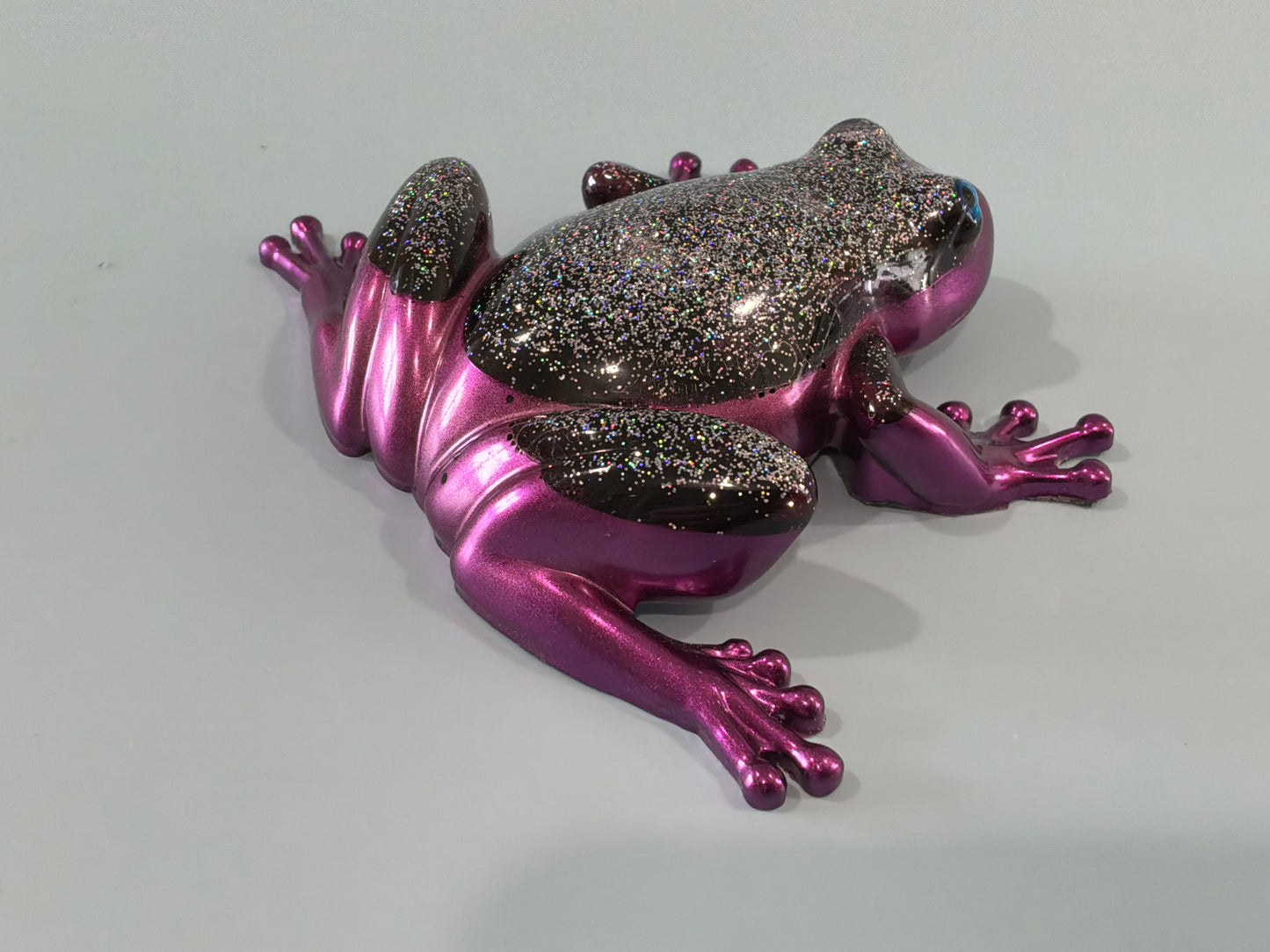 Acrylic Resin Art Frog | Decorative Paperweight