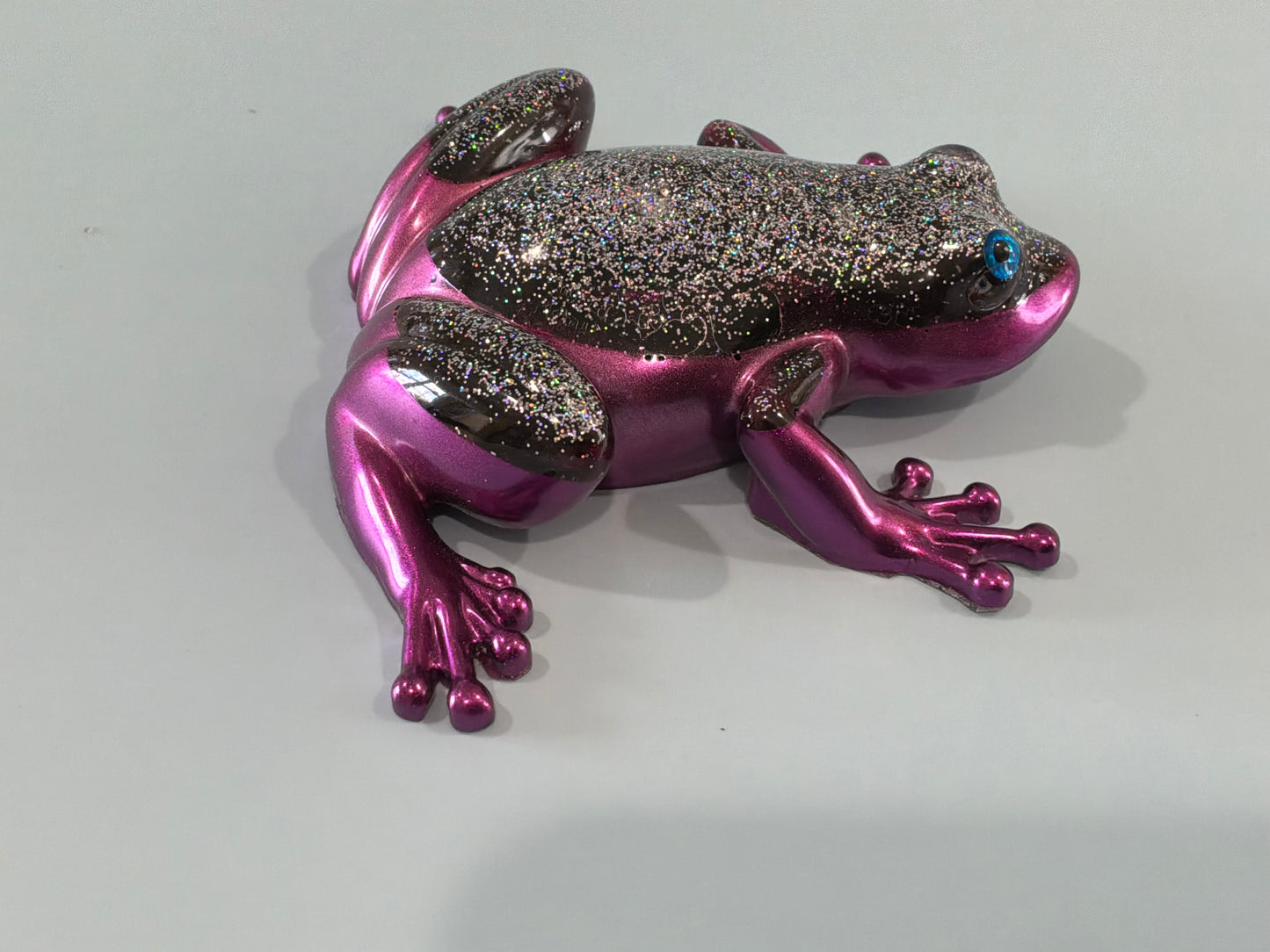 Acrylic Resin Art Frog | Decorative Paperweight