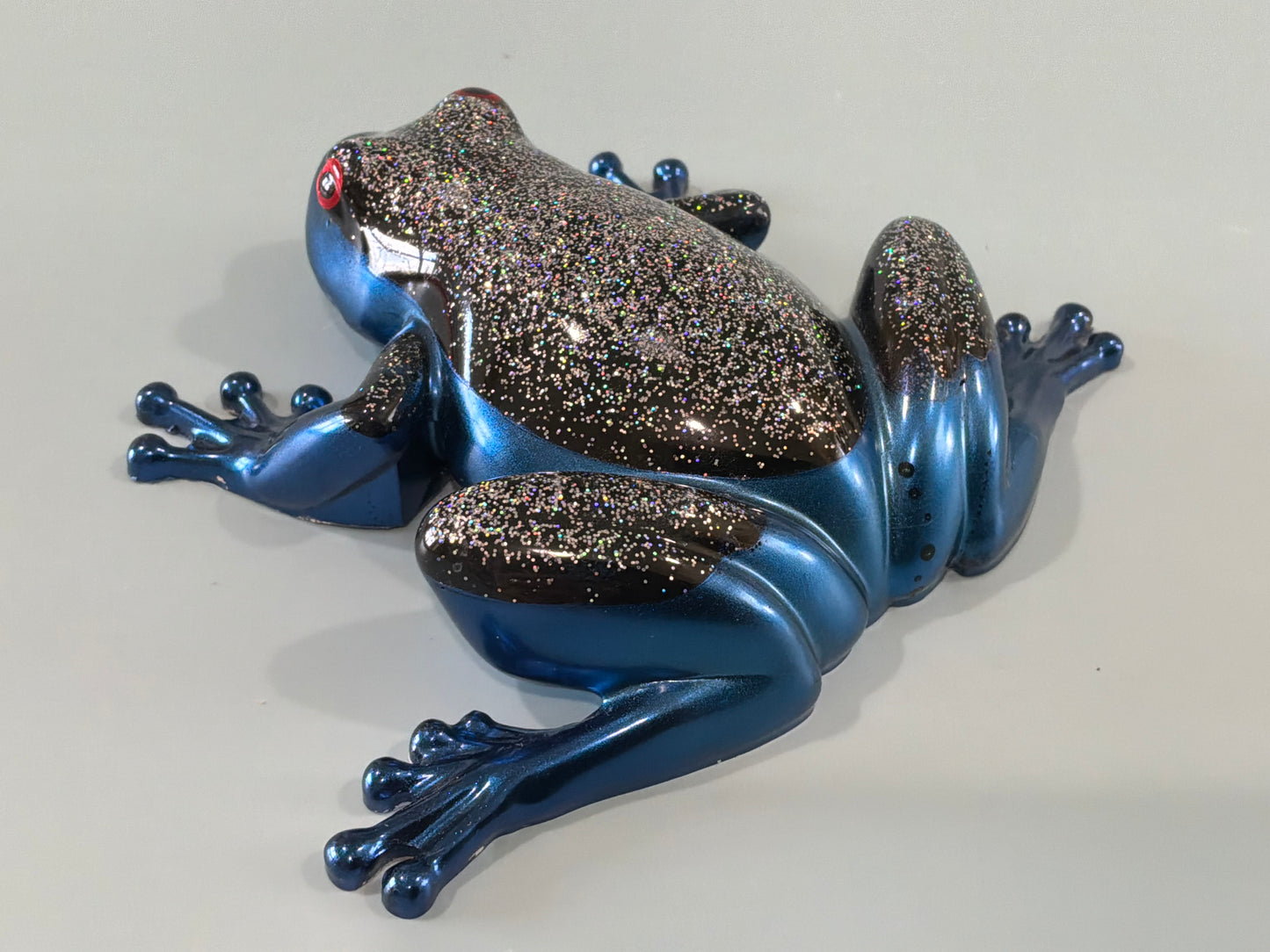 Acrylic Resin Art Frog | Decorative Paperweight