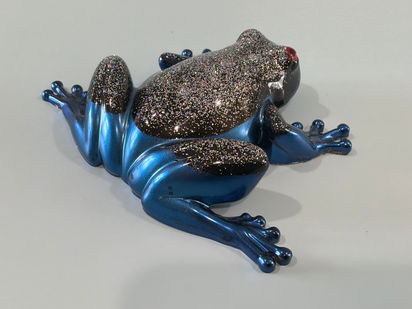 Acrylic Resin Art Frog | Decorative Paperweight
