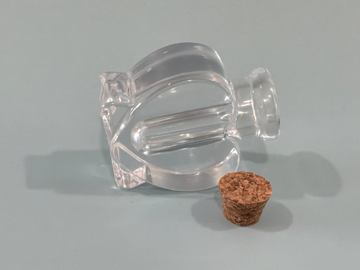Clear Heart-Shaped Acrylic Resin Mini Bottle