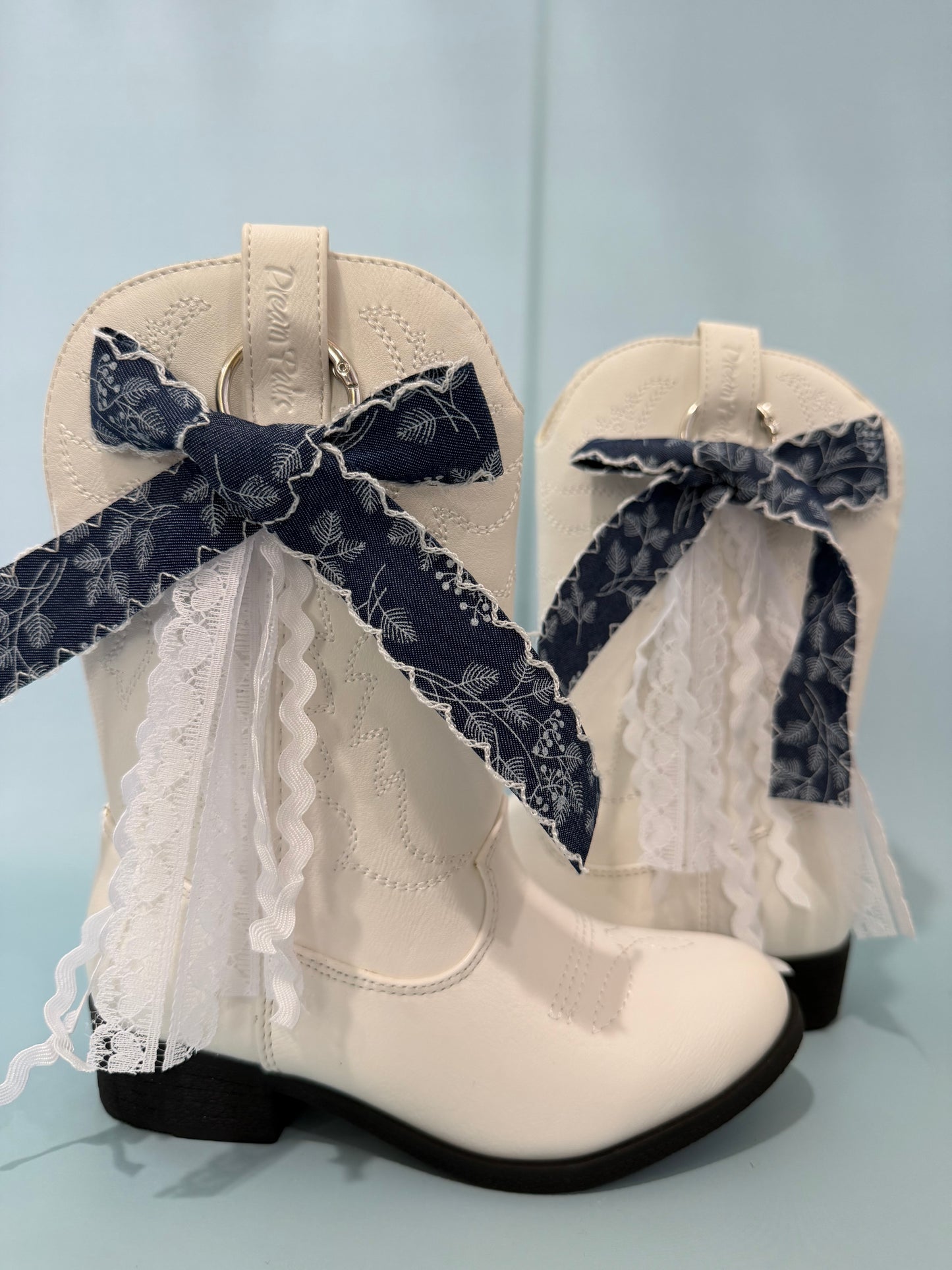 Youth Sized Boot Bows, Rodeo Festival Concert Wear, Western Boot Accessory