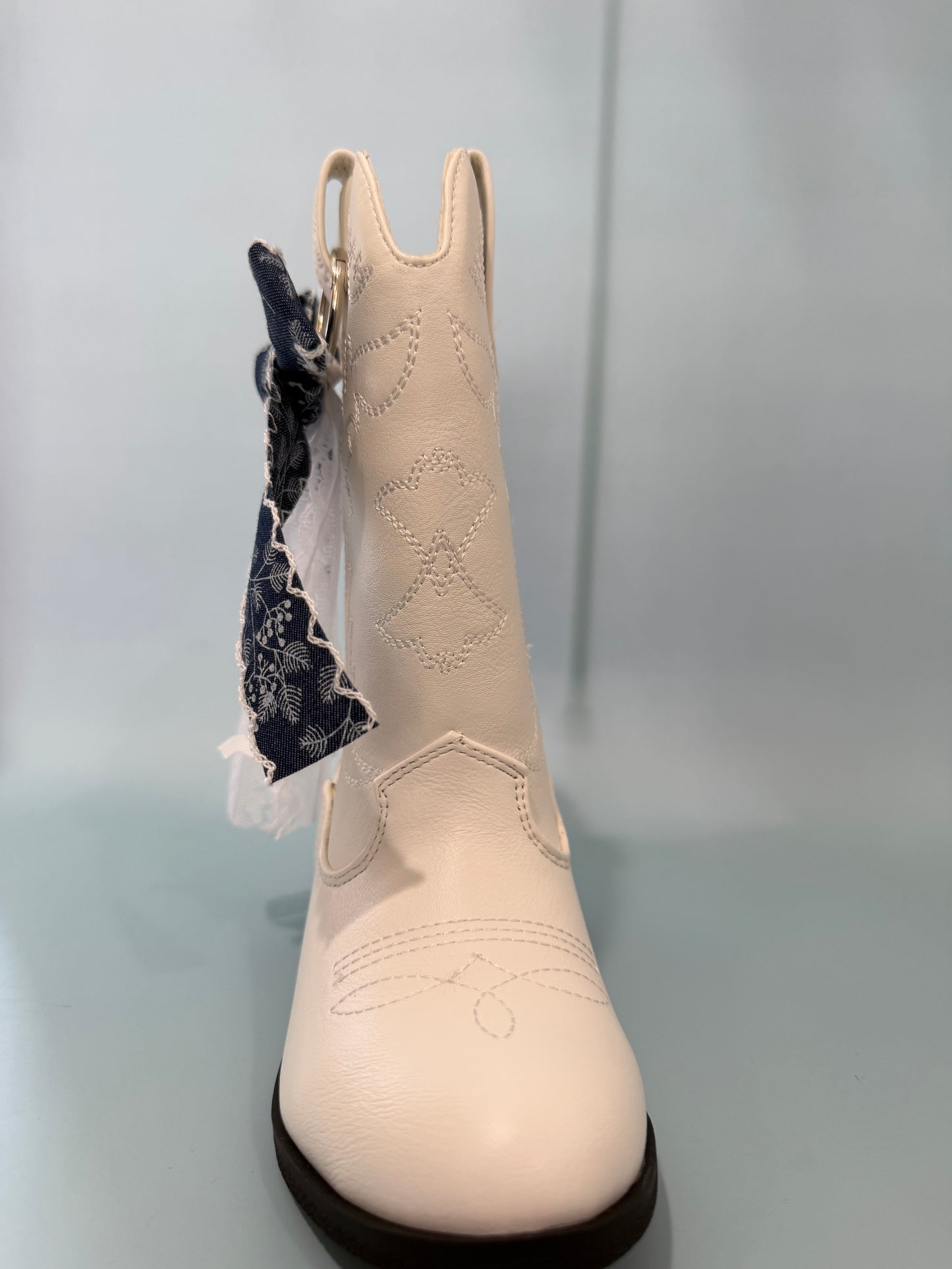 Youth Sized Boot Bows, Rodeo Festival Concert Wear, Western Boot Accessory