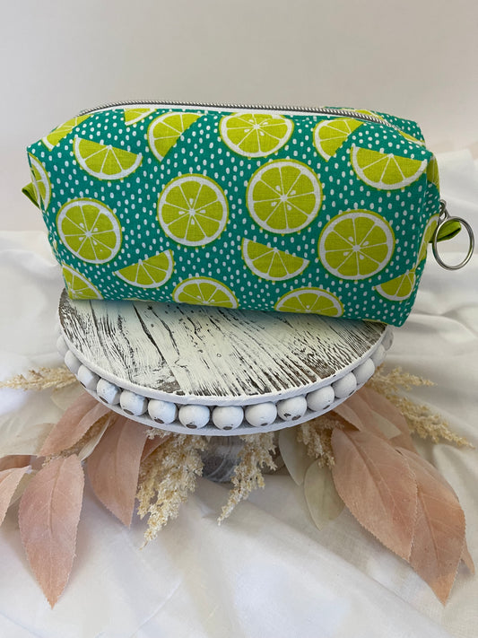 Medium Lime Slice Print Cosmetic Bag