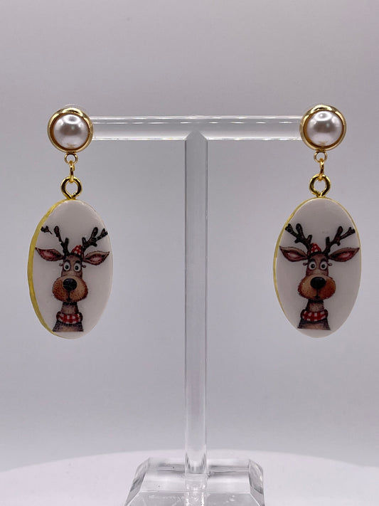 Reindeer Dangle Earrings 1